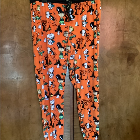 Set of Three Pajama Bottoms - Picture 4 of 6